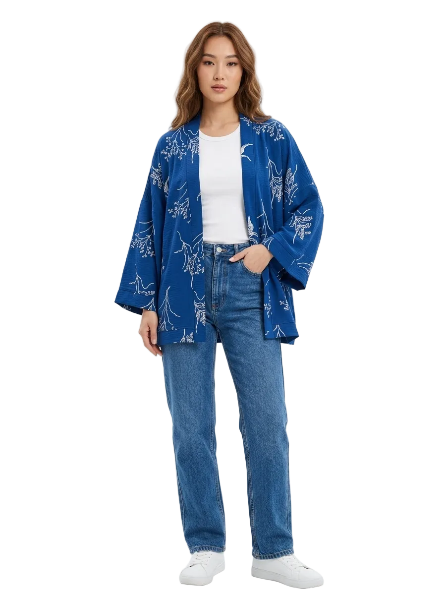 Women Embroidered Cropped Kimono