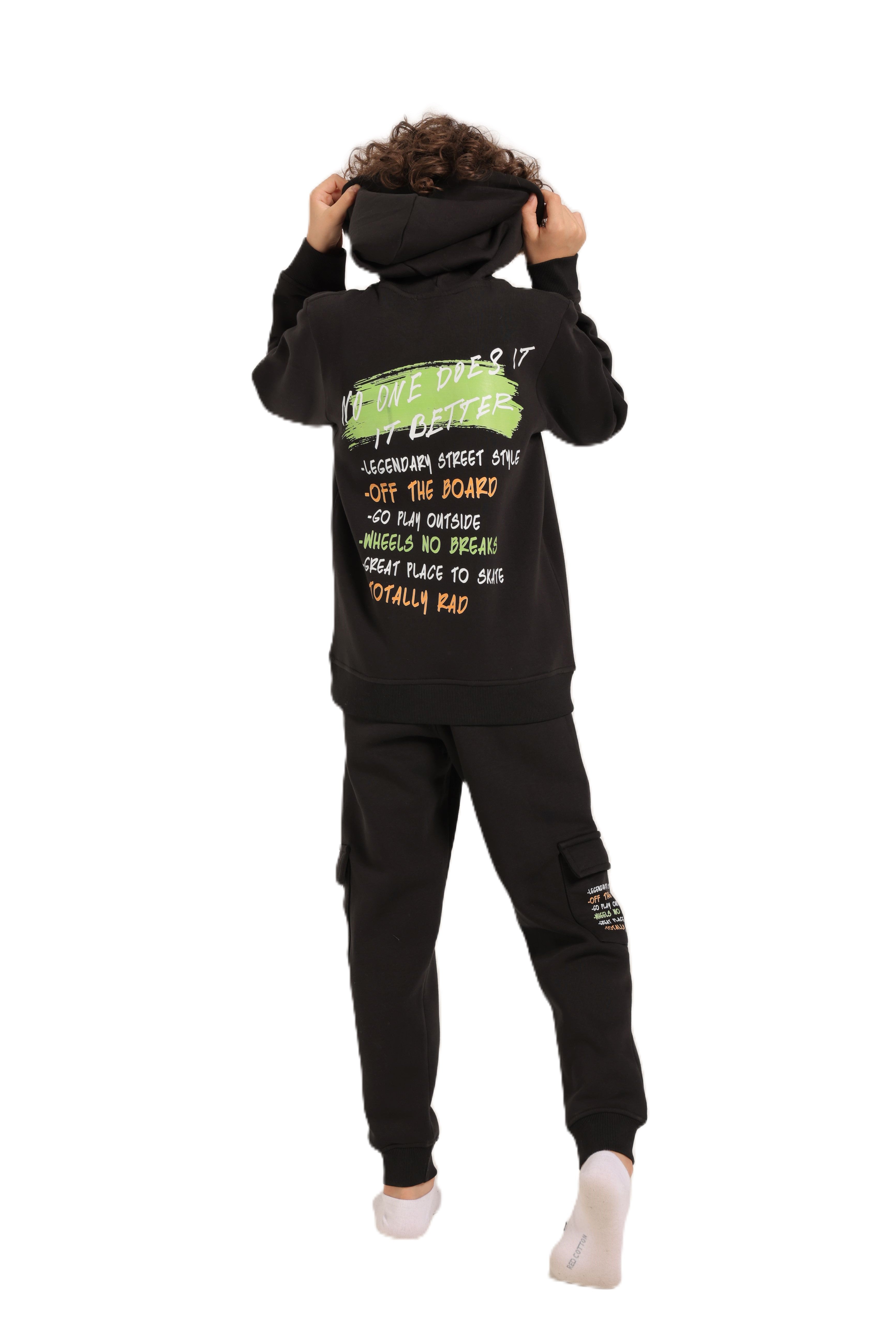Boys’ Black Hoodie & Cargo Jogger Set – Street Style Comfort