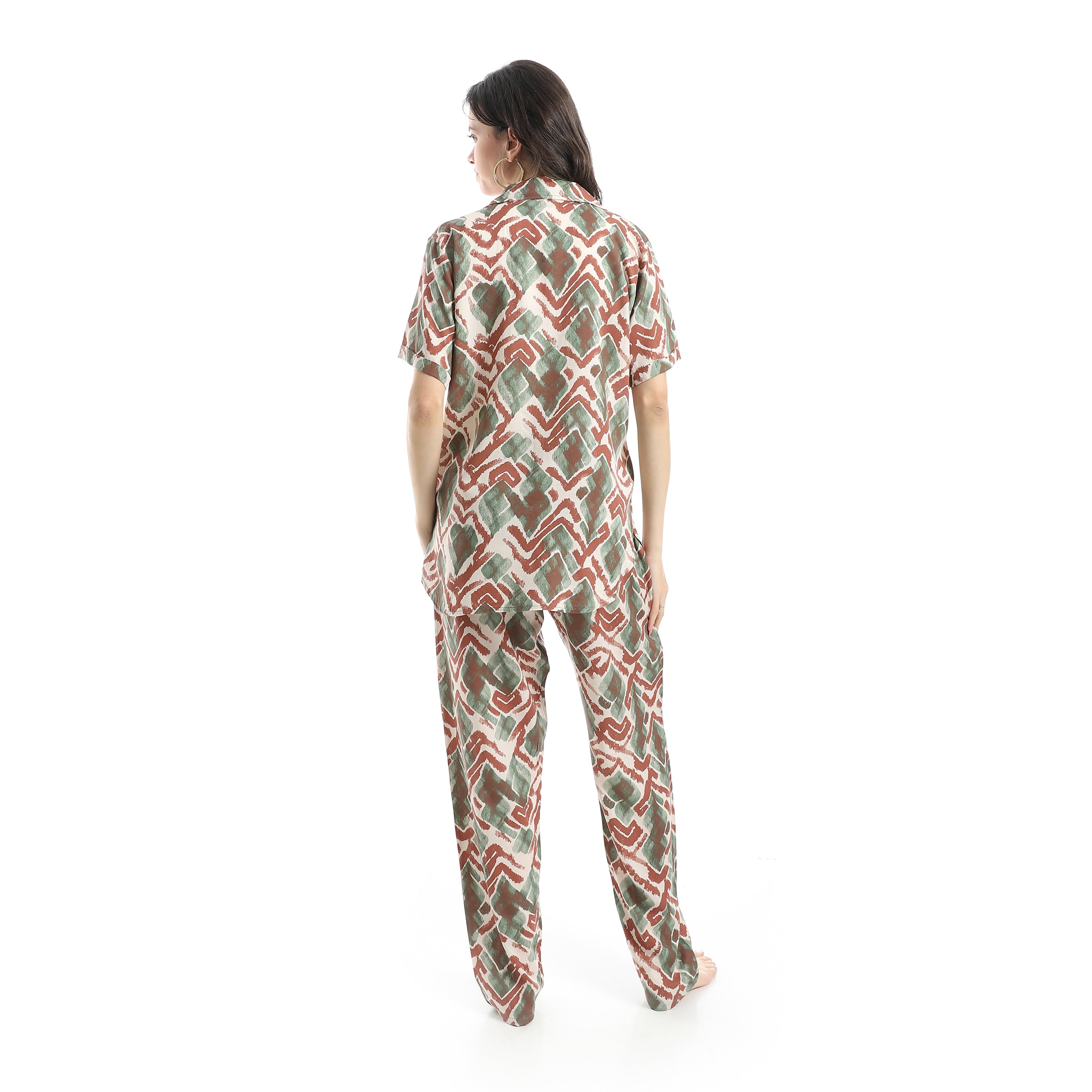 Women's Pajama Set – Soft Fabric with Modern Geometric Print