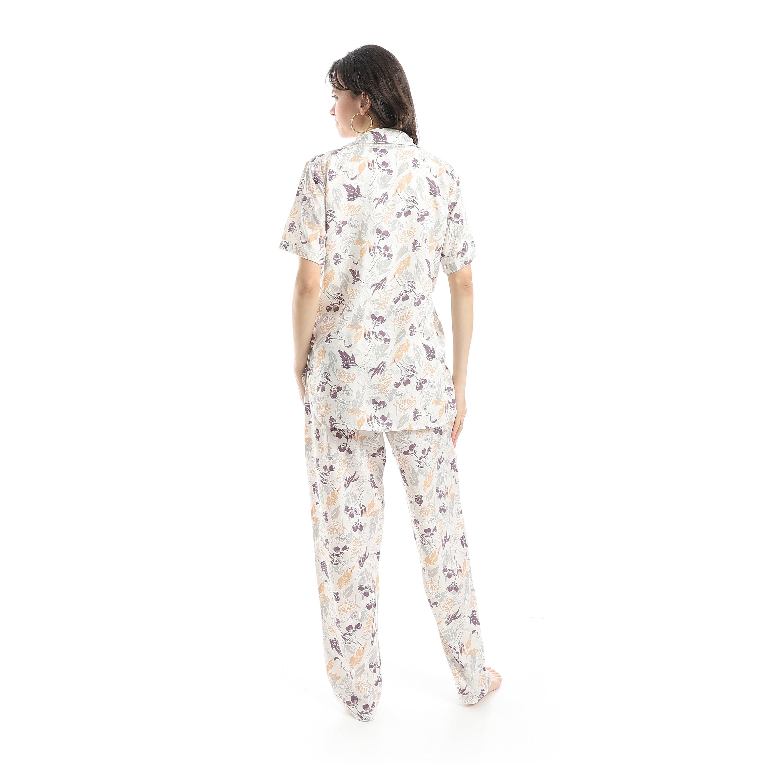 Women's Pajama Set With Short Sleeves and Pants With Colorful Flowers