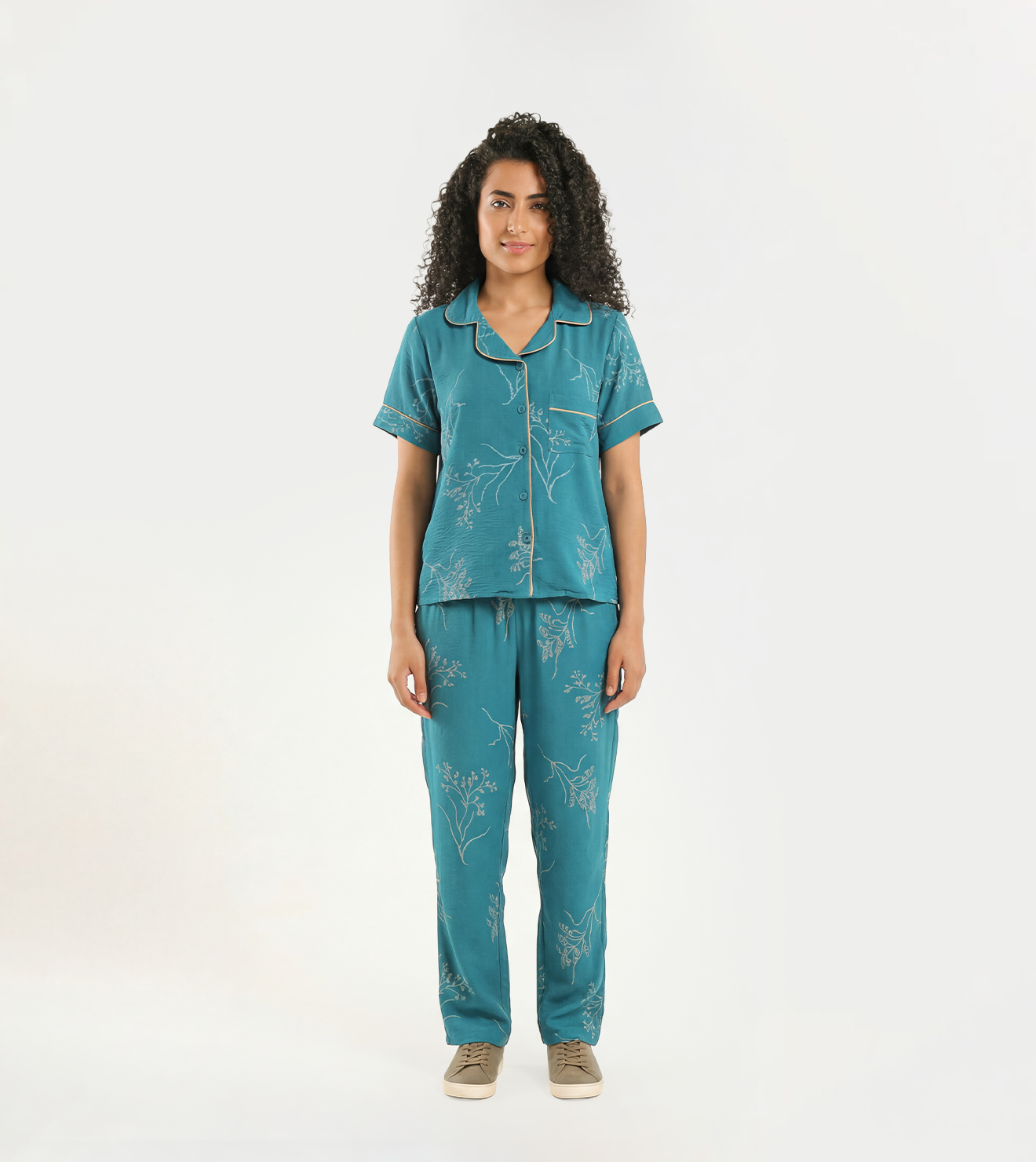 Women Short-Sleeve Top & Long Trousers