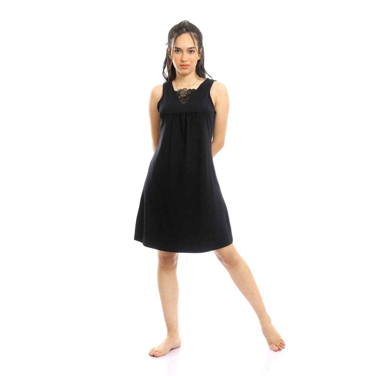 Women’s Black Sleeveless Short Nightgown with Lace Detail